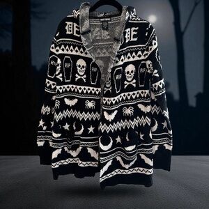 Hot Topic skull cardigan women’s size small
